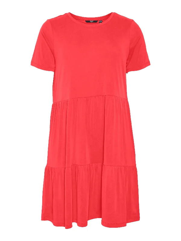 flowy evening dressVero Moda Curve Filli Calia Short Dress in Cayenne