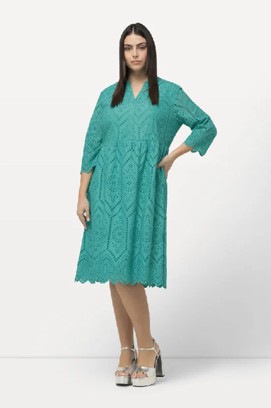 textured dressUlla Popken Eyelet Lace Dress in Green