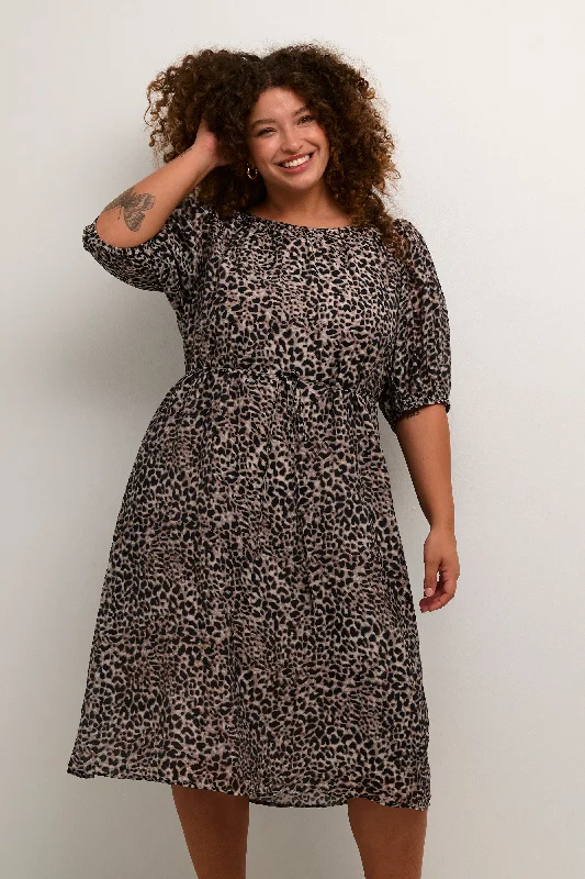 structured dressKaffe Curve Vitana Leopard Dress