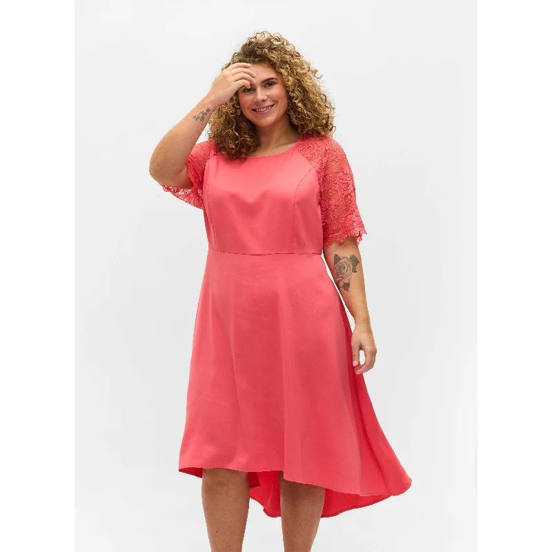 classic fit-and-flare dressZizzi Angelina Midi Dress in Pink