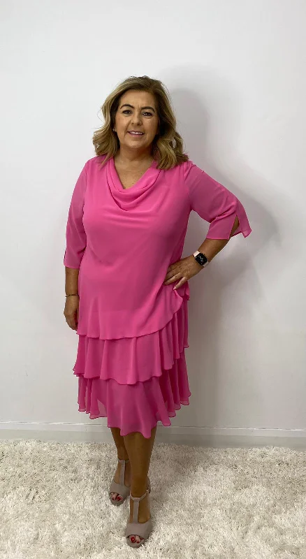 silk dressGodske Dress with Cowl Neckline in Pink