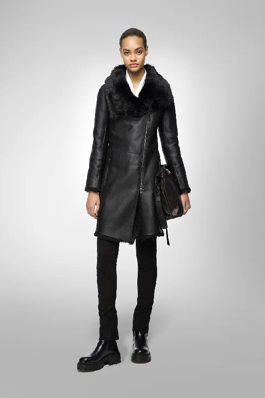 relaxed winter jacketValerie - Black Shearling Coat