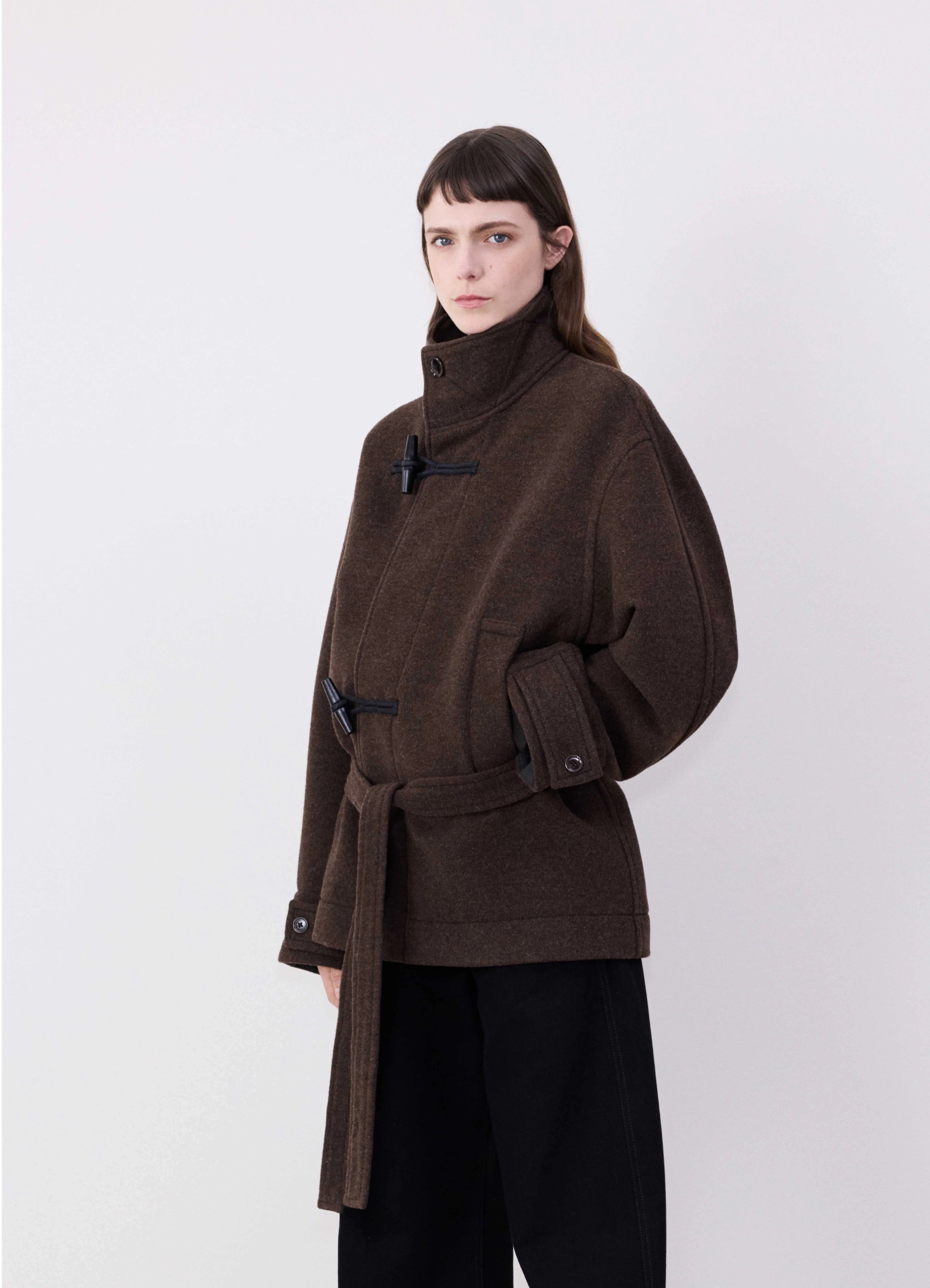 sporty outerwearSHORT BATHROBE DUFFLE COAT WITH CONTRAST STITCH