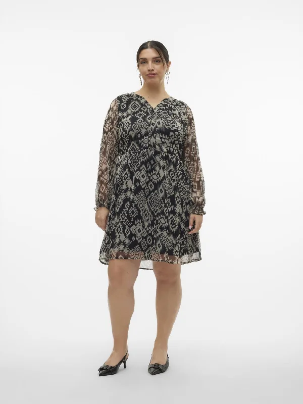 casual slip dressVero Moda Curve Gema Shirt Dress