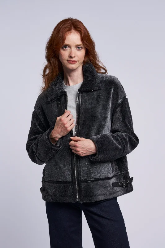 stylish blazer coat473 Genuine shearling jacket Holiday Special  $390 less 20% now $312  use code Jan20