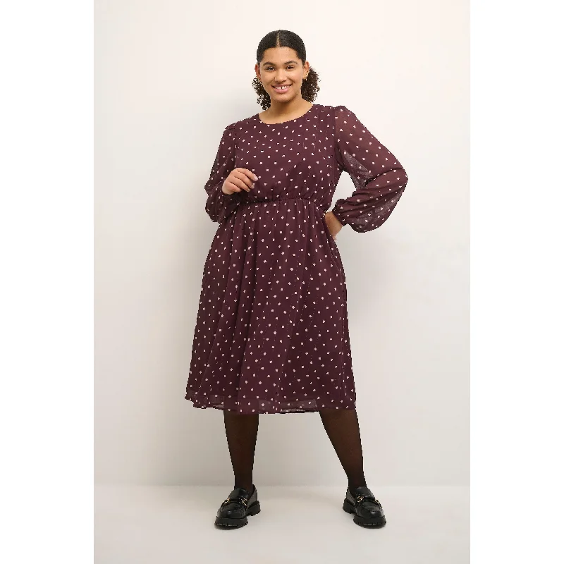 v-neck dressKaffe Curve Mila Dress in Polka Dot